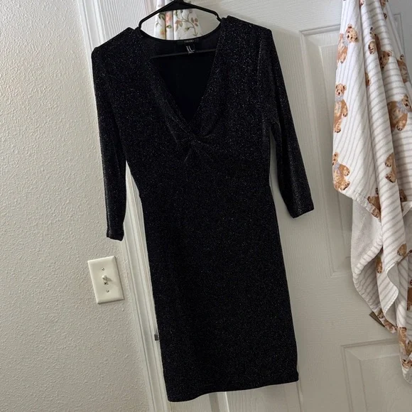 Forever 21 Shimmering Black Long Sleeve Dress - Picture 4 of 4